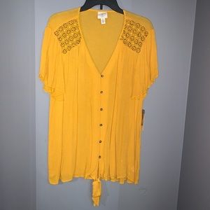 Women’s Blouse